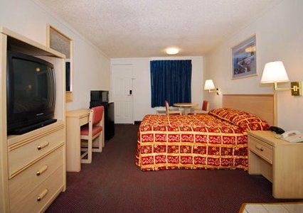 Austin Town Inn Austintown Pokój zdjęcie